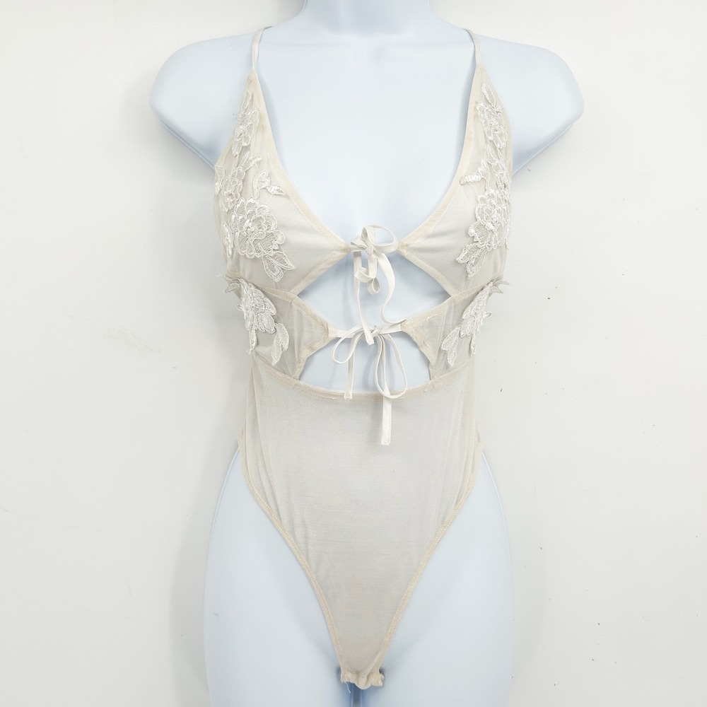 Forever 21 Ivory‎ Sheer Fairycore Bridal Mesh Floral Lace Cutout Bodysuit Size S